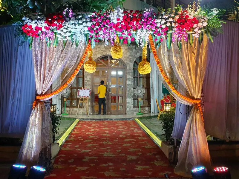 Entrance at Tithee Banquets, Navi Mumbai – photo 9