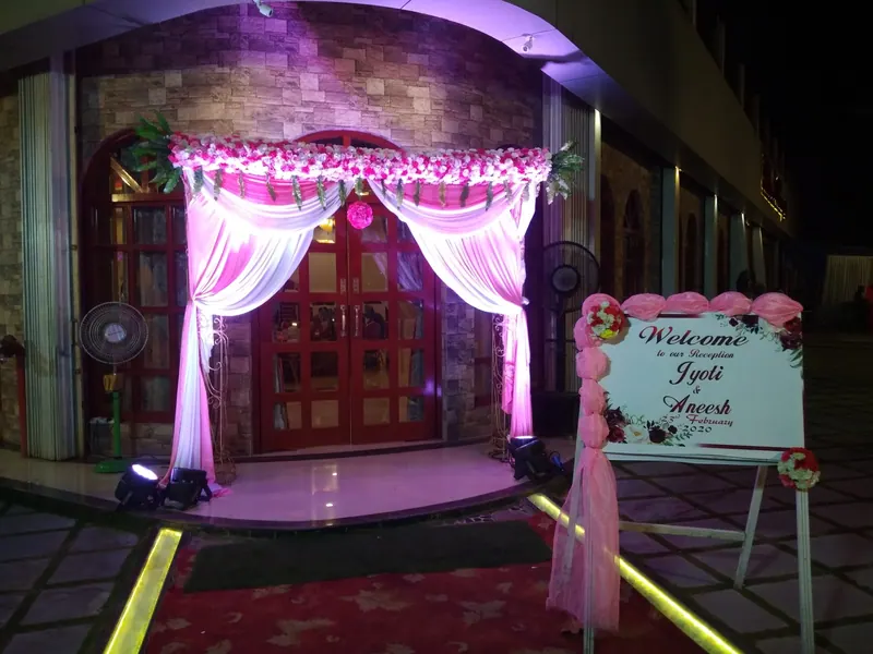 Entrance at Tithee Banquets, Navi Mumbai – photo 17